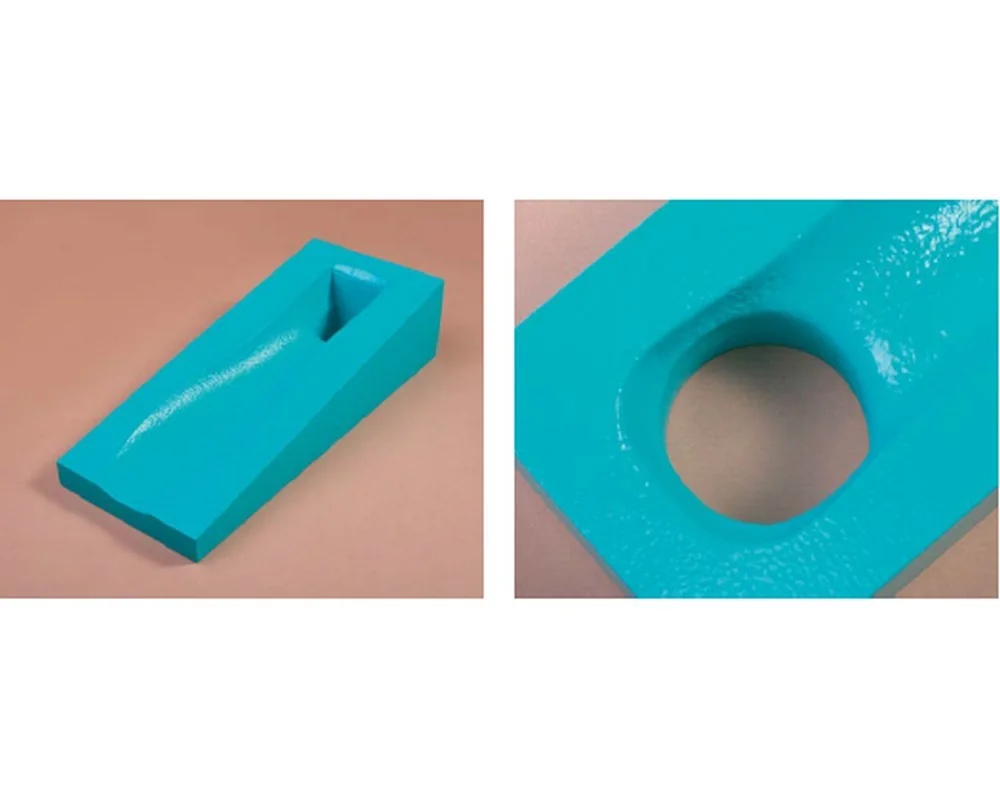 Attelle de positionnement de la jambe inférieure avec découpe pour le talon